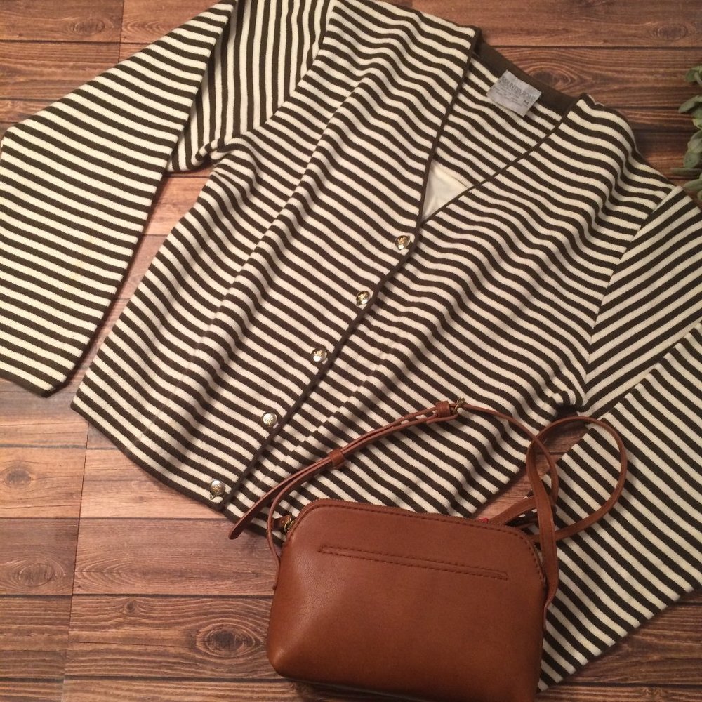 Vintage Country Road Olive and Cream Striped Knit Cardigan Long Sleeve Sweater M